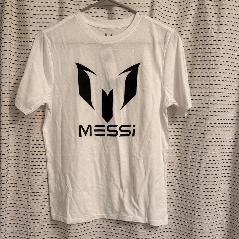 NWT White Messi Graphic T-Shirt